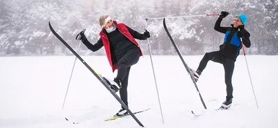 Спортивная зима в Подмосковье: открытие сезона лыжных гонок и сражение  горнолыжников против сноубордистов