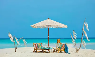 Крымские Мальдивы: как туристы \"убивают\" самые прекрасные пляжи Крыма