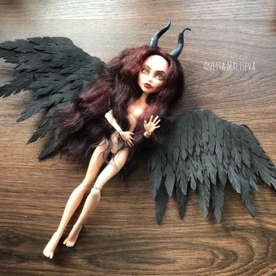 Часть 2 Преображение куклы. Малефисента. Как сделать крылья? | Малифисента,  Крылья, Куклы