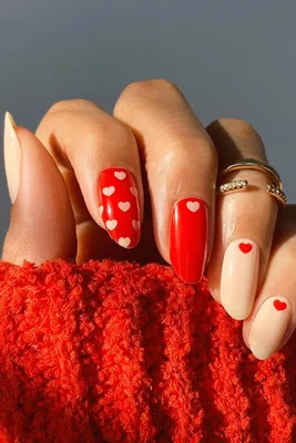 Какой маникюр выбрать на День святого Валентина — 40 лучших вариантов  дизайна | Vogue Russia