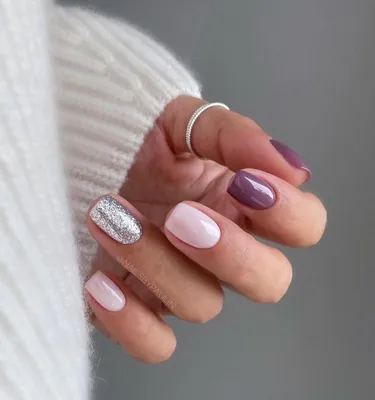 Маникюр на короткие ногти: 10 самых красивых дизайнов на зиму 2024 | theGirl