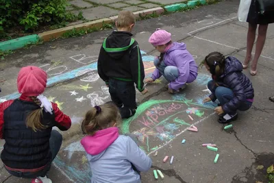 Детский праздник «Мы рисуем мелом лето на асфальте» | Централизованная  библиотечная система города Ярославля
