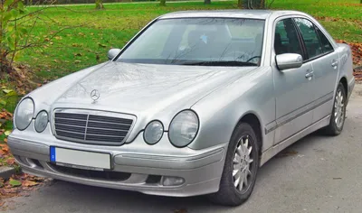 Spotted in China: W210 Mercedes-Benz E280