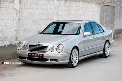 Mercedes-Benz E-Class 1996-2002 Dimensions Side View