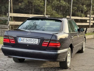 Mercedes e class w210 hi-res stock photography and images - Alamy