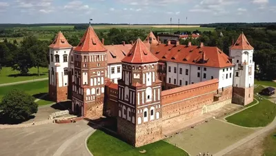 Мирский замок в Мире Беларуси: официальный сайт, цены, фото, где находится,  история, архитектура, легенды, советы, квест, ресторан, гостиница, время  работы