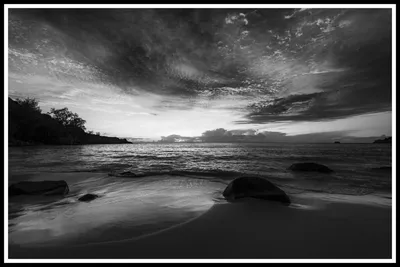 BW sunset over the ocean / Черно-белый закат над океаном | Flickr