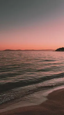 Красивый вечерний закат. море, пляж…» — создано в Шедевруме