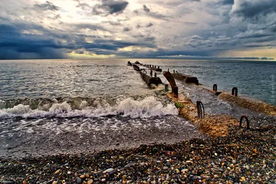 До +22 градусов прогрелось Черное море у берегов Сочи: на курорте объявили  о начале пляжного сезона. 7 июня 2023 г. Кубанские новости