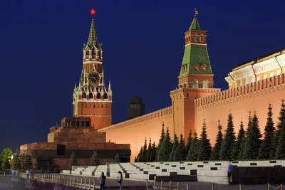 🧲 Новогодняя Красная Площадь. Москва…» — создано в Шедевруме