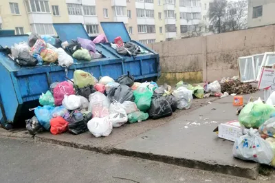 Вновь горы мусора на улицах Неаполя