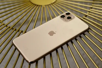 Apple iPhone 11 Pro Max Camera Image Quality review - YouTube