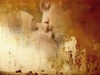профиль романтической пары поцелуев Стоковое Фото - изображение  насчитывающей сторона, испанец: 238826562