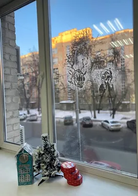 Новогодняя роспись окон и витрин в Москве: 59 исполнителей с отзывами и  ценами на Яндекс Услугах.