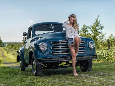 Обои для рабочего стола Грузовики Studebaker Красивые 1600x1200