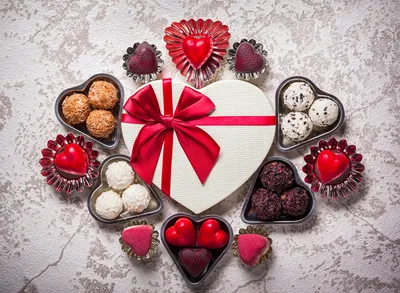 Обои для рабочего стола День святого Валентина Сердце Шоколад