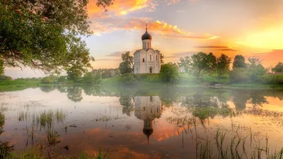 Картинка на рабочий стол церковь, водоем, крест, вера, озеро, восход, лето,  вода 1920 x 1080