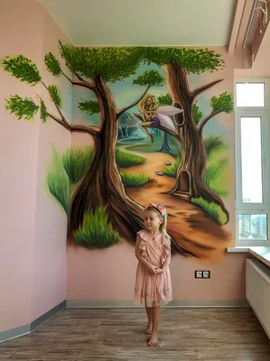Сказочный лес, художественная роспись стен в детской комнате в Москве: Арон  Оноре