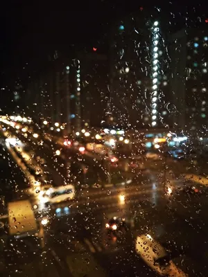 Ночь. Улица. Фонарь...и дождь | Пикабу