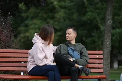 9 вещей, которые мужчины считают неотразимым в девушках | Мужчины, Лиам  нисон, Смешанные чувства