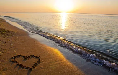 Любовь, лето, море, пляж, солнце.» — создано в Шедевруме