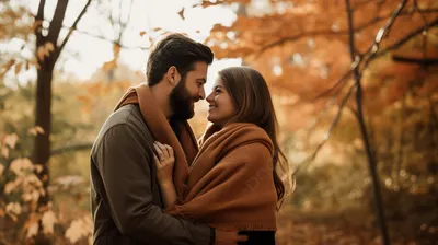 Осень — недооцененное время года. В ней есть самая настоящая романтика:  теплые свитера поверх кружевных платьев; ваши замерзшие ладошки… | Instagram