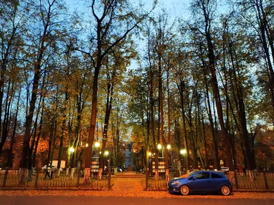 Б. Сагинтаев опубликовал фото осеннего города