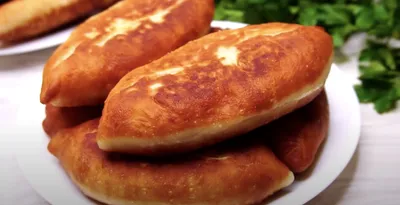 Видеорецепт: жаренные пирожки с картофелем — Zira.uz