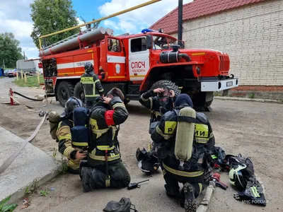 Катастрофа в ГПСС Латвии: такой прибавкой к зарплате пожарных не заманишь -  12.04.2023, Sputnik Латвия