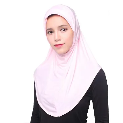 Готовый платок с арабской надписью Jamal купить по низким ценам в  интернет-магазине Uzum (499017)