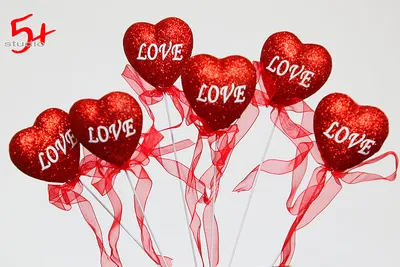 Подборка на 14 февраля: лучшие промокампании к празднику любви