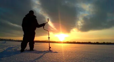 О зимней рыбалке | Правила поведения на льду | Как выбрать необходимое для зимней  рыбалки