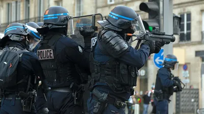 Во Франции проходят марши против полицейского насилия | Inbusiness.kz