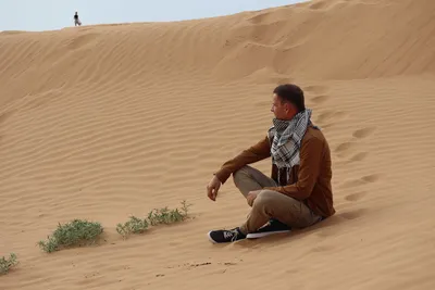 Пустыня \"Поющие пески\" - красота для туристов, гибель для народа Калмыкии -  Телеканал «Моя Планета»