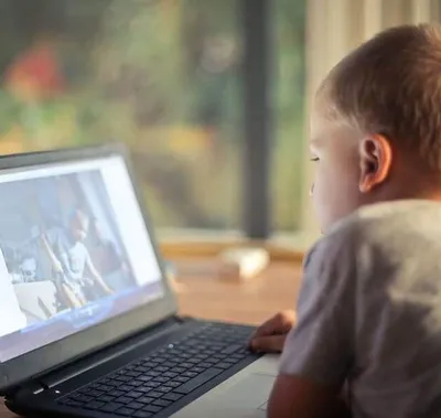 Ребенок и компьютер» — Яндекс Кью