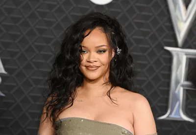 It Looks Like We're Finally Getting New Music From Rihanna—And a World Tour