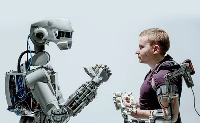 Люди говорят, что боятся роботов, но на самом деле доверяют им». Как  будущее незаметно пришло к нам домой - Мослента