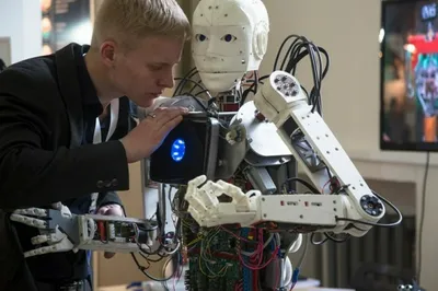 8 роботов-помощников: кого мы впустим в свои дома? | Цифровой Океан | Дзен