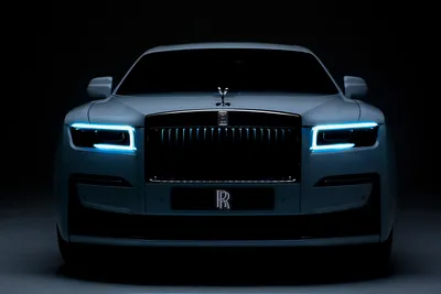 Sinister Rolls-Royce Black Badge Wraith Tuned To Over 700 HP
