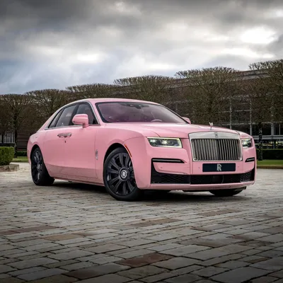 Rolls-Royce Ghost Black Badge has an ethereal edge - CNET