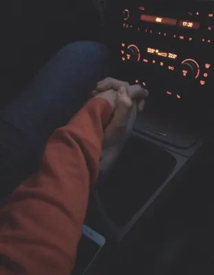 видео рука в руке в машине｜Búsqueda de TikTok