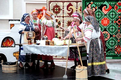 Презентация \"Русские народные праздники, обряды и традиции\"