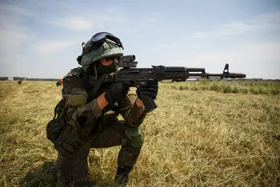 АК-74М возглавил рейтинг лучшего оружия российского спецназа - Российская  газета