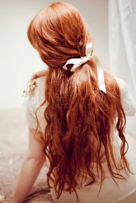 Девушка с рыжими волосами со спины (36 фото)