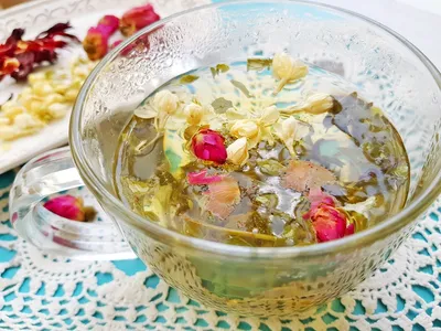 Экзотический чай с цветами