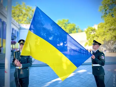 В Украине празднуют День Государственного флага | СВІДОК.info