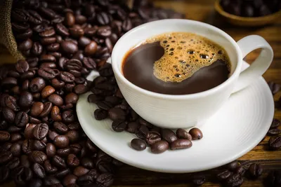 Кофе и FastFood on Instagram: \"Спешим поздравить всех кофеманов с днём кофе!🥳☕️  Вы заметили,как кофе неожиданно ворвался в нашу жизнь несколько лет назад?  Сейчас мы ценим его не только за вкус и