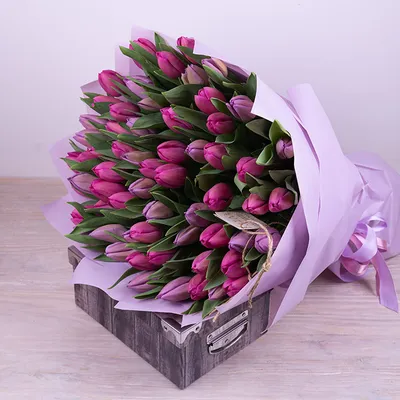 201 нежный тюльпан в коробке за 40 190 руб. | Бесплатная доставка цветов по  Москве