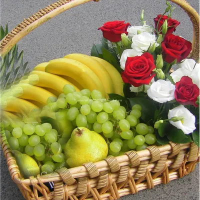 Корзина с фруктами, цветами и ягодами \"Летние деньки\" — магазин подарков  Макс-ГИФТ