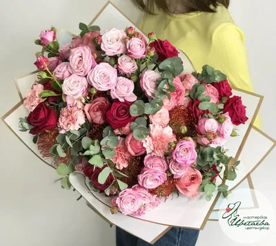 Букет 51 роза яркий микс | купить недорого | доставка по Москве и области